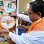 सीएम धामी ने किया ‘स्वदेशी अपनाओ, राष्ट्र को आगे बढ़ाओ’ अभियान का नेतृत्व, स्थानीय उत्पादों को अपनाने का दिया संदेश